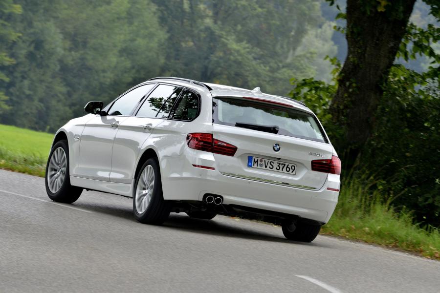  BMW 520d Touring 2014 года  (фото 27 из 46)